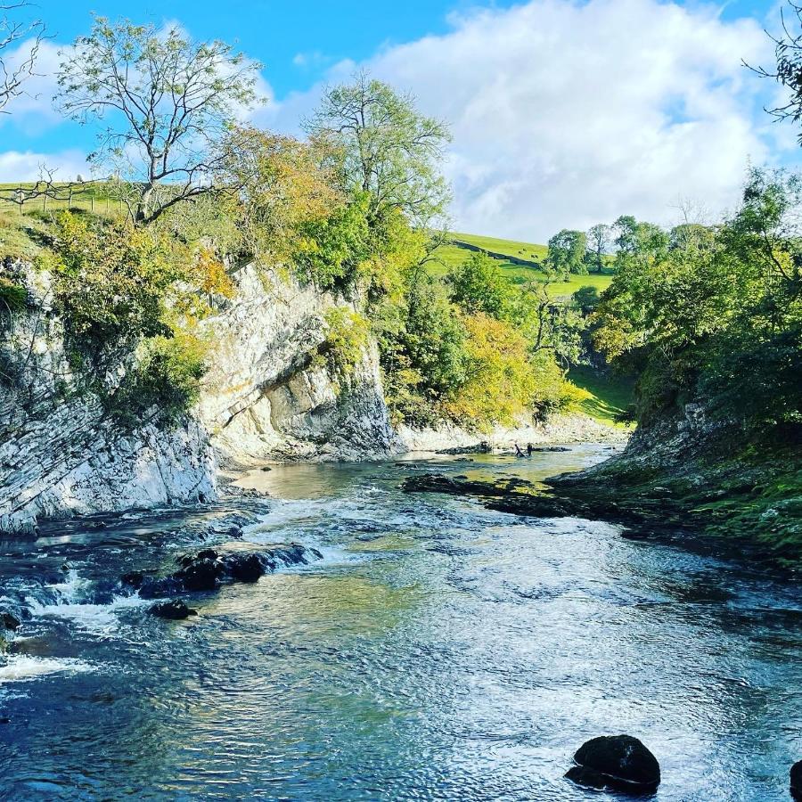 The Green At Burnsall Eksteriør billede